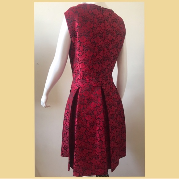 Red Floral mini dress - Picture 2 of 4